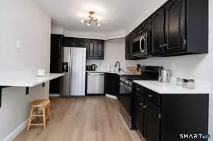 30 Woodland St, Hartford, CT 06105 - Photo 13