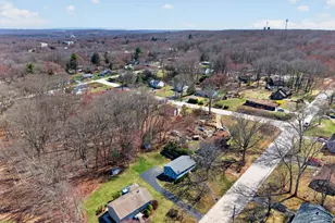 127 Pollys Ln, Montville, CT 06382 - Photo 23