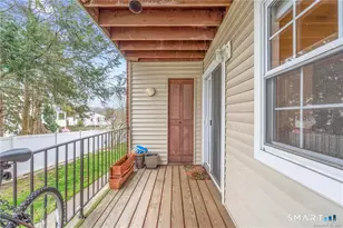 50 Greenhouse Rd, Bridgeport, CT 06606 - Photo 15