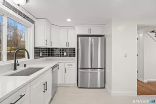 2 Burr Hl Ter, North Branford, CT 06471 - Photo 11