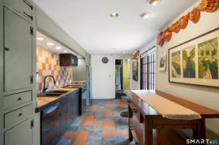 371 Washington St, Norwich, CT 06360 - Photo 5