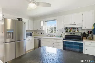 52 Briarwood Ln, East Hartford, CT 06118 - Photo 15