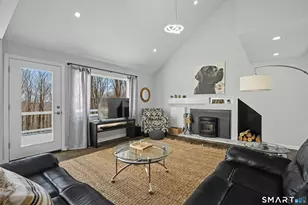 370 Amity Rd, Bethany, CT 06524 - Photo 3