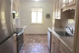 725 Heritage Vlg, Southbury, CT 06488 - Photo 1