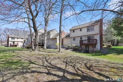 104 Carriage House House #104, Enfield, CT 06082 - Photo 5