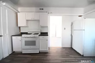 12 Benham St, Waterbury, CT 06708 - Photo 31