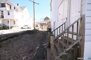 12 Benham St, Waterbury, CT 06708 - Photo 3