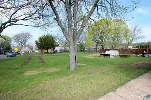 1290 Quinnipiac Ave, New Haven, CT 06513 - Photo 5