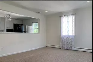 27 Hyatt Ave, Norwalk, CT 06850 - Photo 5