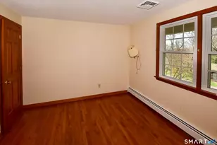 45 Grissom Rd, Manchester, CT 06042 - Photo 17