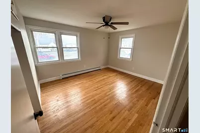 677 Middle Turnpike West, Manchester, CT 06040 - Photo 11