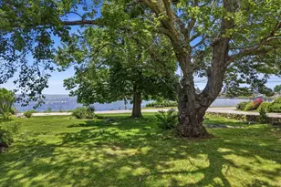 6 Hopkins St, Stonington, CT 06378 - Photo 5