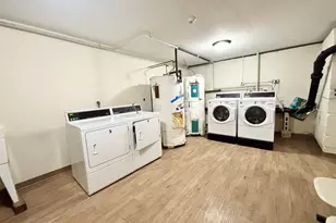 637 Cove Rd, Stamford, CT 06902 - Photo 15