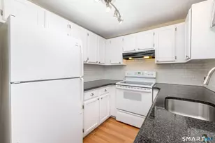 80 Wellswood Rd, Hebron, CT 06231 - Photo 9