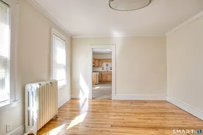 44-46 Glendale Avenue #1st FL, Hartford, CT 06106 - Photo 5