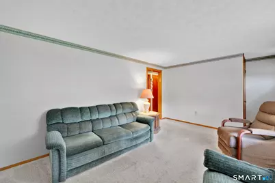 21 Light Street, Enfield, CT 06082 - Photo 9