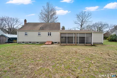 21 Light Street, Enfield, CT 06082 - Photo 5