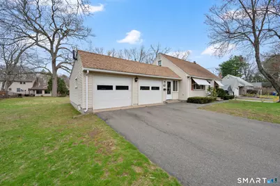 21 Light Street, Enfield, CT 06082 - Photo 3