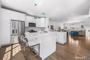 28 Moorland Dr, Danbury, CT 06810 - Photo 9