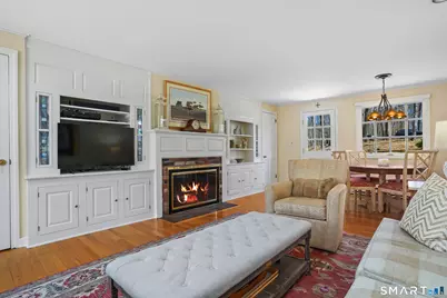 12 Sunset Circle, Woodbridge, CT 06525 - Photo 9