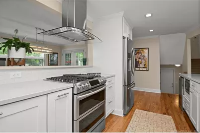 50 Craig Place, Fairfield, CT 06824 - Photo 9