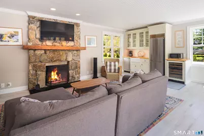 24 Llewellyn Drive, New Canaan, CT 06840 - Photo 33