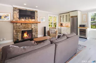24 Llewellyn Dr, New Canaan, CT 06840 - Photo 33