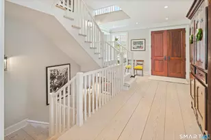 24 Llewellyn Dr, New Canaan, CT 06840 - Photo 3