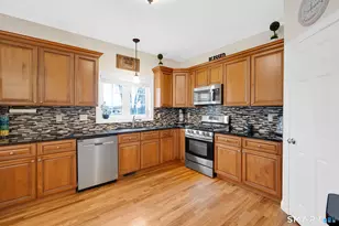 20 Windermere Village Rd, Ellington, CT 06029 - Photo 15