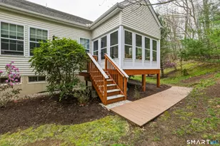 20 Meadowview Ct, Canton, CT 06019 - Photo 3