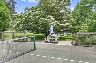 19 Sky Meadow Dr, Stamford, CT 06903 - Photo 5