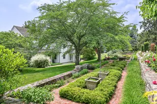 19 Sky Meadow Dr, Stamford, CT 06903 - Photo 7