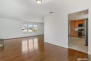 195 Post Oak Rd, Stratford, CT 06614 - Photo 7