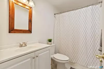 195 Post Oak Road, Stratford, CT 06614 - Photo 19