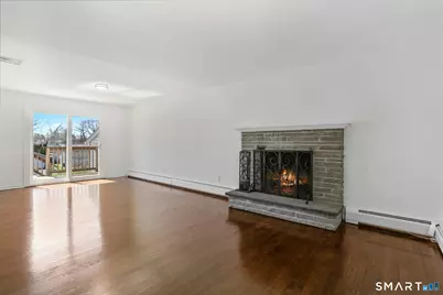 195 Post Oak Road, Stratford, CT 06614 - Photo 5