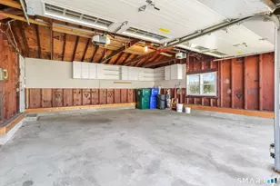 195 Post Oak Rd, Stratford, CT 06614 - Photo 29