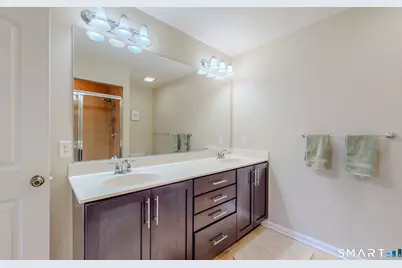 1 Lawrence Avenue #1, Danbury, CT 06810 - Photo 15