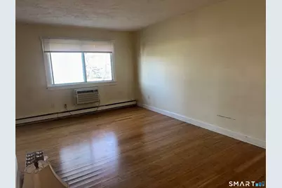 250 North Bishop Avenue #27, Bridgeport, CT 06610 - Photo 3