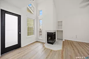 299 Carriage Crossing Ln, Middletown, CT 06457 - Photo 5