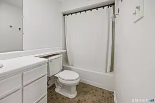 299 Carriage Crossing Ln, Middletown, CT 06457 - Photo 17