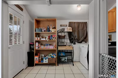 60 Graveline Avenue, Meriden, CT 06451 - Photo 7