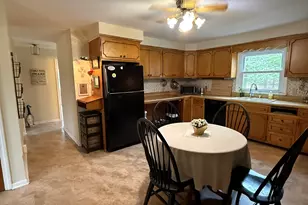 7 Willow Ln, East Lyme, CT 06333 - Photo 9