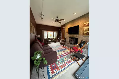 7 Willow Lane, East Lyme, CT 06333 - Photo 11