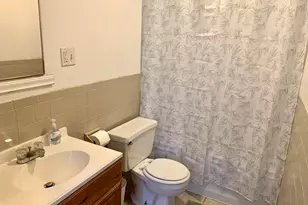 1380 Kossuth St, Bridgeport, CT 06608 - Photo 9