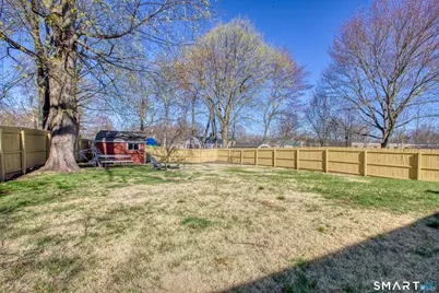 124 Mayflower Street, West Hartford, CT 06110 - Photo 25