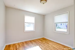 124 Mayflower St, West Hartford, CT 06110 - Photo 13