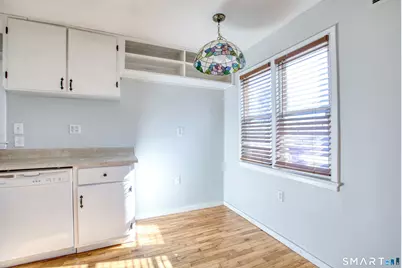 124 Mayflower Street, West Hartford, CT 06110 - Photo 9