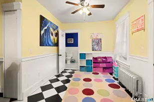 42 Fremont St, Putnam, CT 06260 - Photo 13