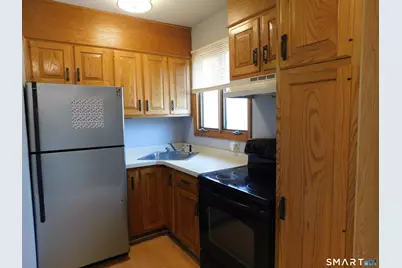 4754 Madison Avenue, Trumbull, CT 06611 - Photo 3