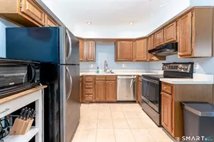 105 Maple Ave, Vernon, CT 06066 - Photo 7